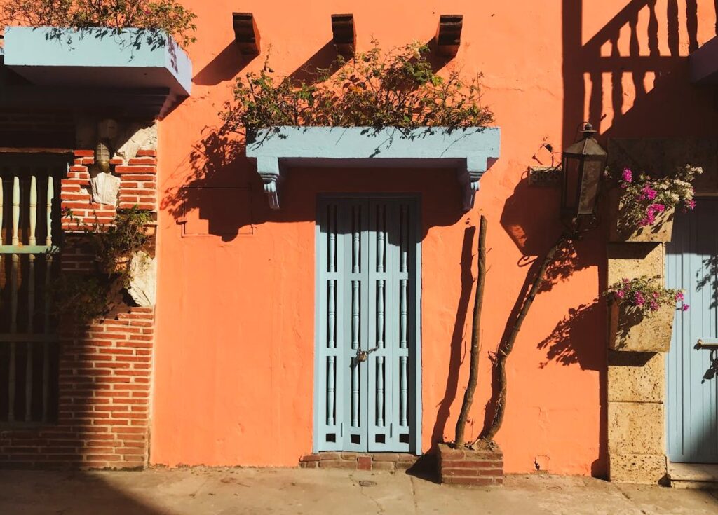 Cartagena Colombia colonial street local food budget eating